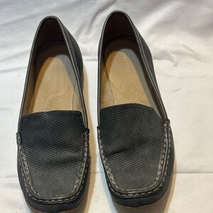 St. John's Bay Charcoal Moccasins